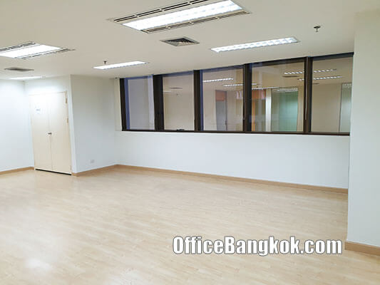 Rent Office with Partly Furnished on Sathorn Road Space 175 Sqm Close to Surasak BTS Station