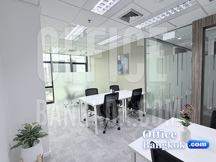 Fully Furnished Office for Rent 22 Sqm Close to Sala Daeng BTS Station.