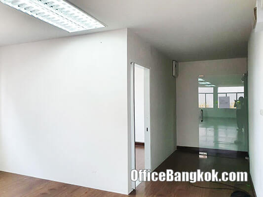 Rent Small Office with Partly Furnished Size 58 Sqm on Silom Close to Sala Daeng BTS Station