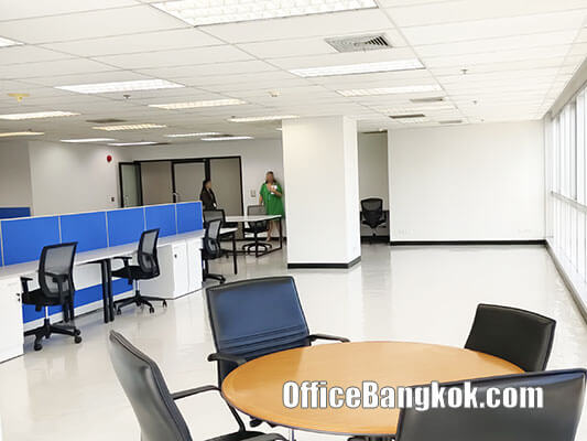 Office Space For Rent With Furniture 210 Sqm Close To Phrom Phong BTS Station