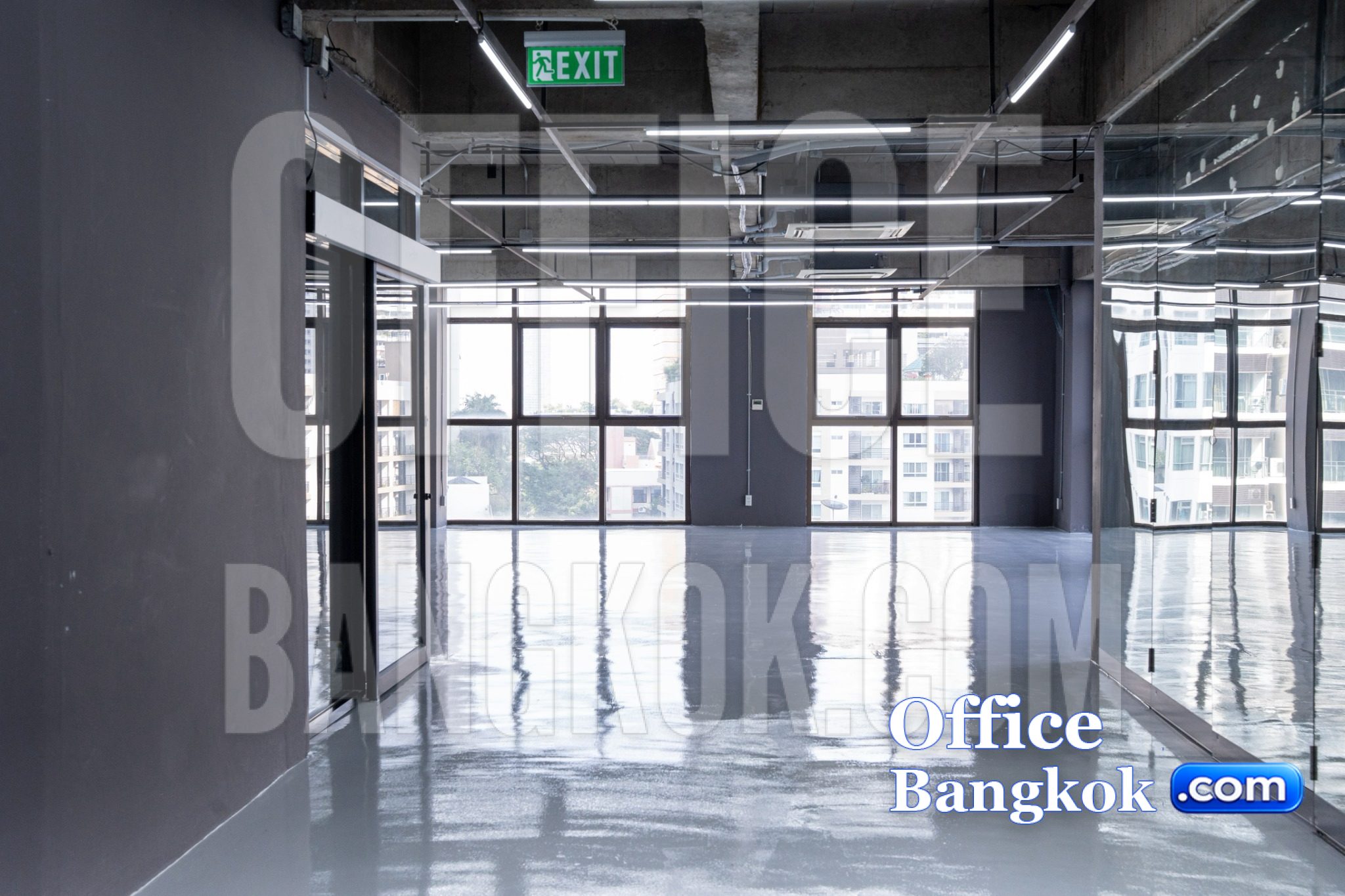 Office Space for Rent With Partly Furnished 228 Sqm Promphong BTS Station