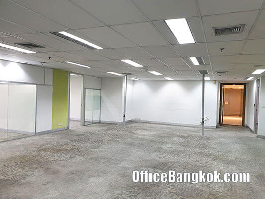 Office Space For Rent With Partly Furnished Size 444 Sqm Close To Asok BTS Station