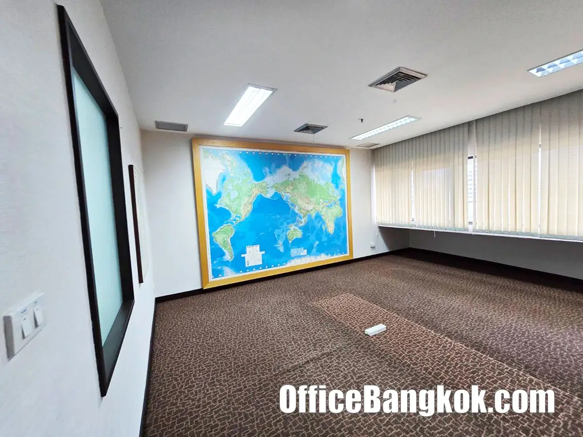 เช่าสำนักงานตกแต่งแล้วบางส่วน พื้นที่ 350 ตรม ติดรถไฟฟ้า BTS สถานีอโศก เช่าสำนักงานตกแต่งแล้วบางส่วน พื้นที่ 350 ตรม ติดรถไฟฟ้า BTS สถานีอโศก