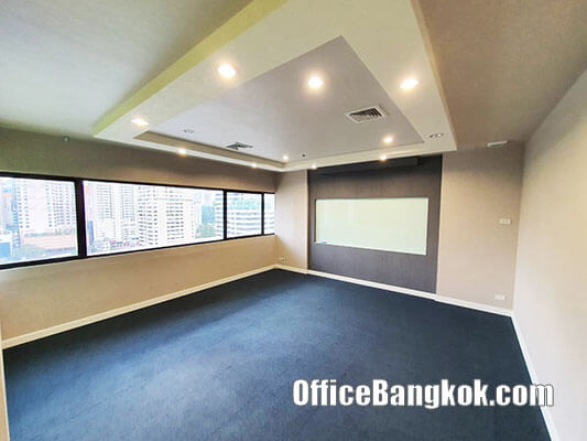 Rent Office With Partly Furnished Space 350 Sqm Close To Asoke BTS Station