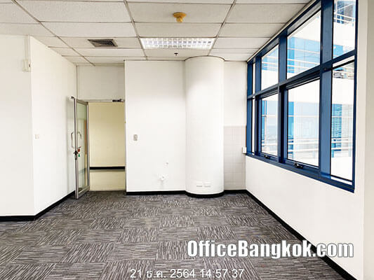 Rent Office On Sukhumvit With Partly Furnished 90 Sqm Close To BTS Asoke Station