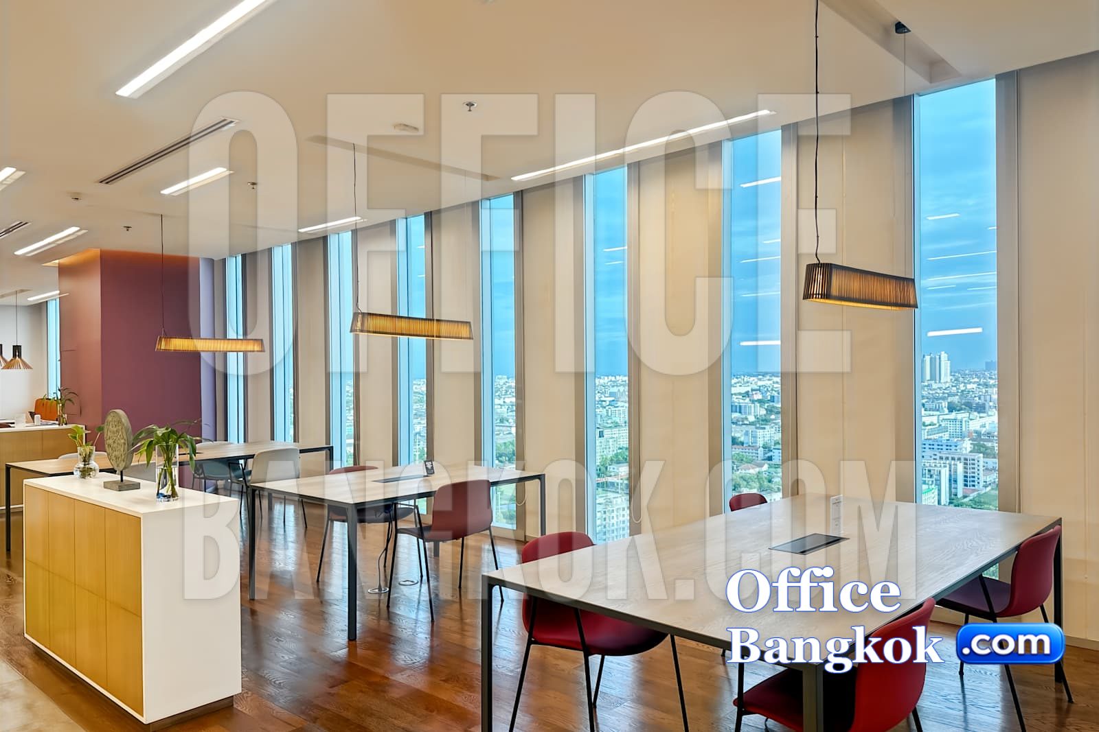 Bhiraj Tower at Bitec service office pantry, Bangna