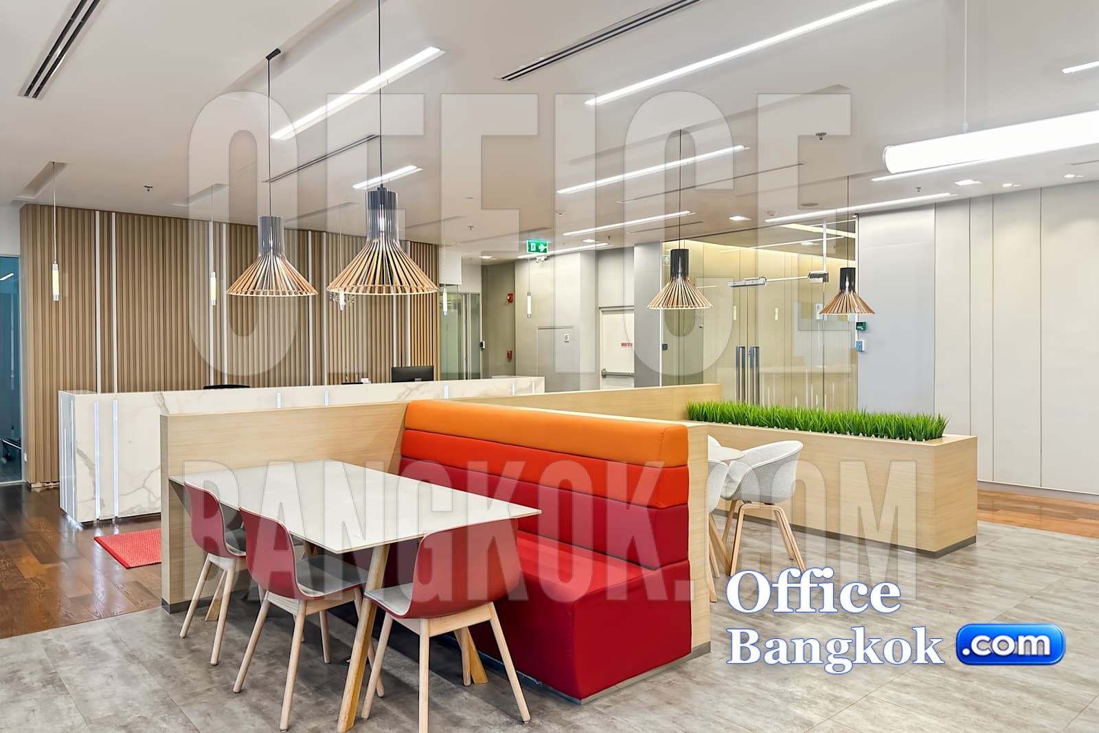 Bhiraj Tower at Bitec service office reception area, Bangna