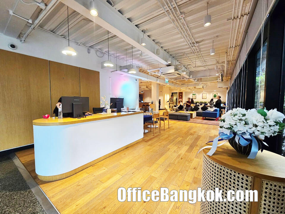 เช่าสำนักงานสำเร็จรูปอาคารสุทธิ (Rent Service Office at Suthi Building) Co-Working Space และออฟฟิศขนาดเล็กให้เช่าพร้อมเฟอร์นิเจอร์ทำเลเพชรบุรีตัดใหม่