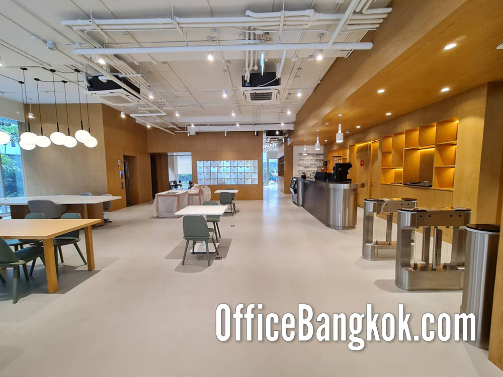 Service Office for Rent at Ratchathewi Building