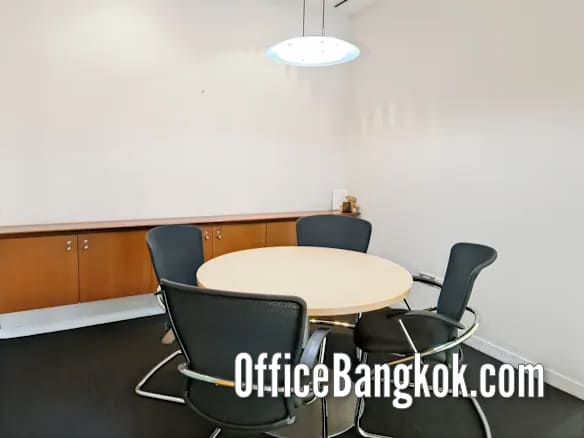Service Office for Rent at All Seasons Place - M Thai Tower