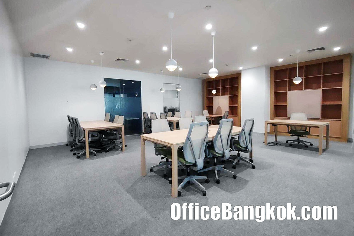 Service Office and Co-Working Space for Rent at Chamchuri Square