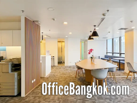 เช่าสำนักงานสำเร็จรูปอาคารชาร์เตอร์ สแควร์ (Rent Service Office at Chartered Square) Co-Working Space และออฟฟิศขนาดเล็กให้เช่าพร้อมเฟอร์นิเจอร์ทำเลสาทร