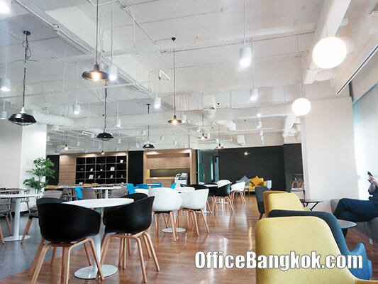 Serm-Mit Tower พื้นที่ทำงาน ทำเลอโศก