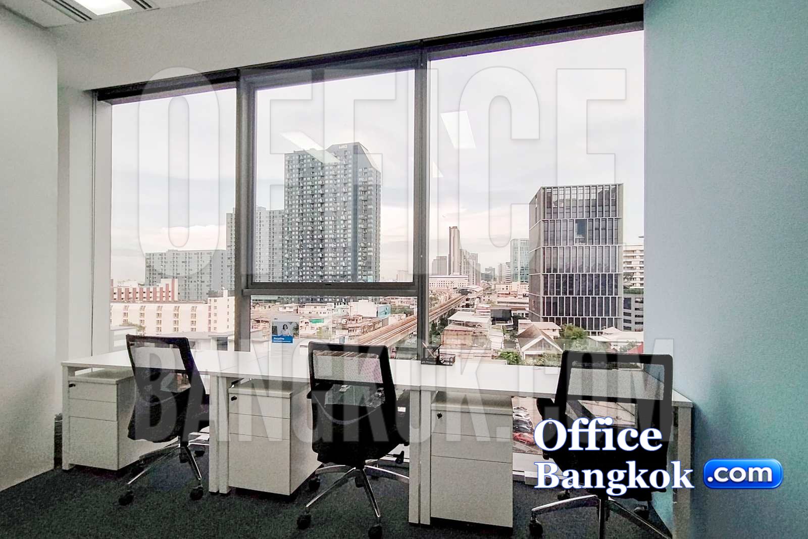 Sukhumvit Hills service office reception area, Sukhumvit