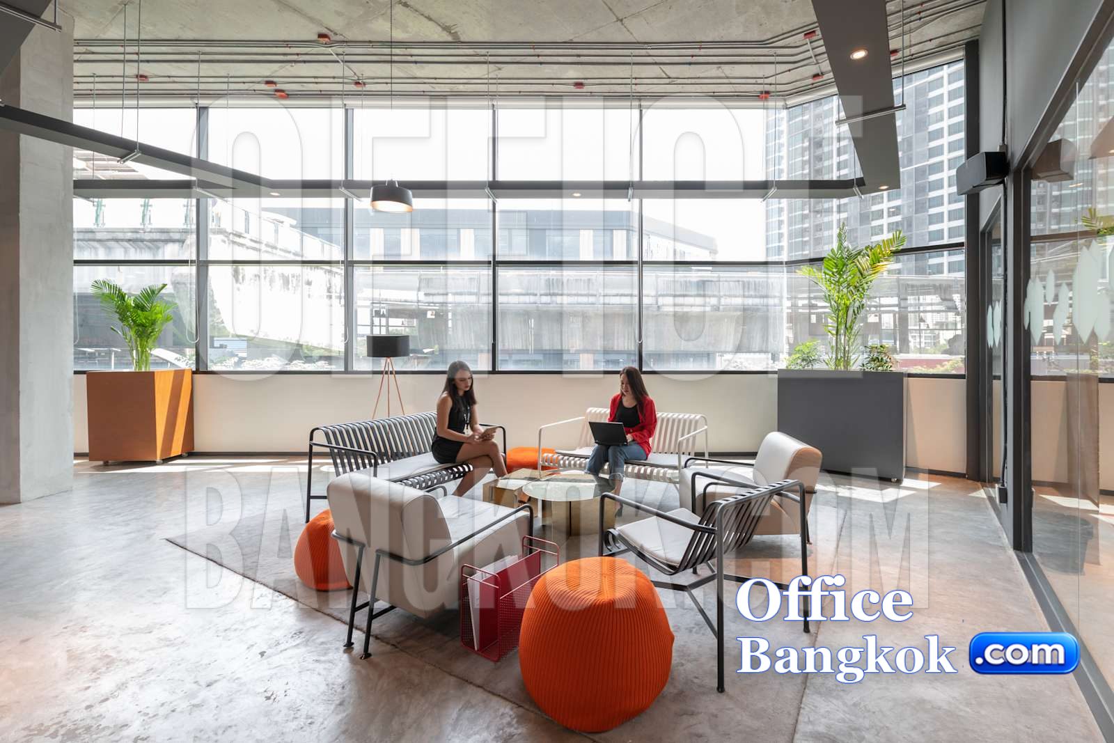 Summer Hill service office meeting room, Sukhumvit