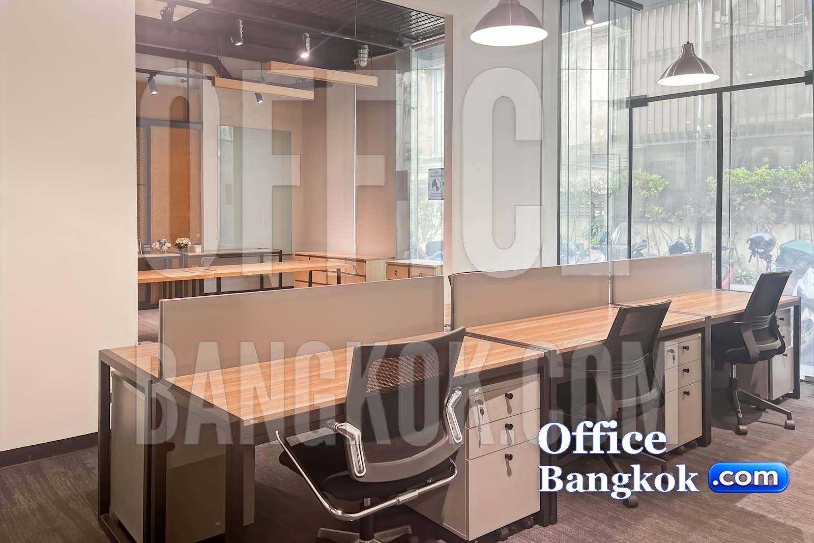 W District service office private office, Sukhumvit