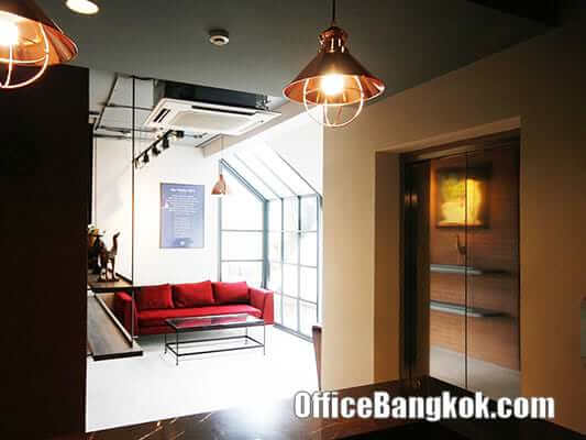 Home Office 6 Storey for rent at Ekamai, Sukhumvit 63.