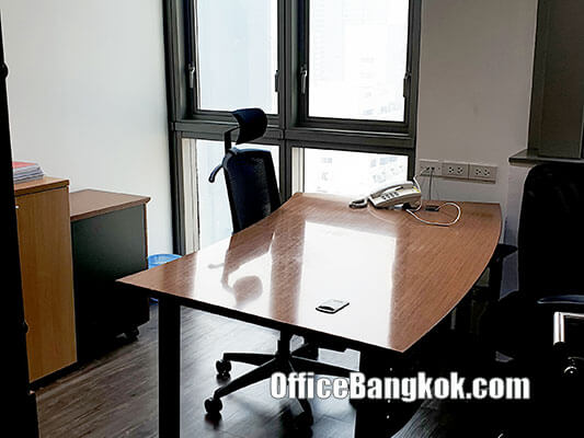 เช่าสำนักงานตกแต่งแล้วพร้อมเฟอร์นิเจอร์ใกล้รถไฟฟ้า BTS สถานีชิดลม
