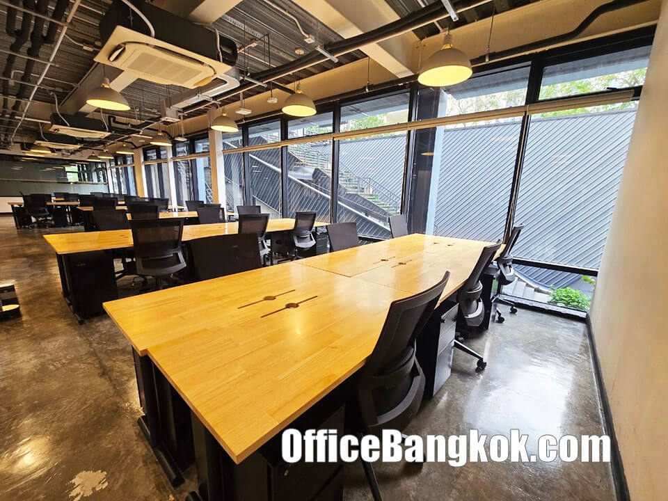 Rent Service Office and Co-Working Space at Suthi Building Rent Service Office and Co-Working Space at Suthi Building
