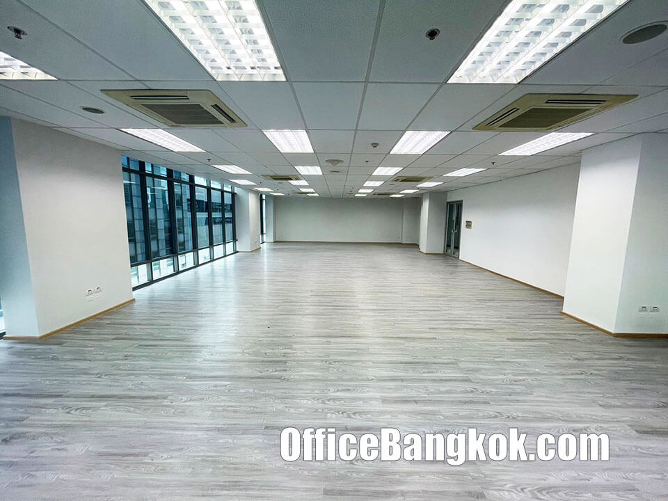 ให้เช่าออฟฟิศ พื้นที่ 140 ตรม ใกล้ BTS เพลินจิต ทำเลใจกลางเมือง
