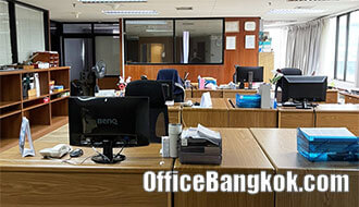 Office Space for Rent with Partly Furnished Size 260 Sqm Close to Asoke BTS Station