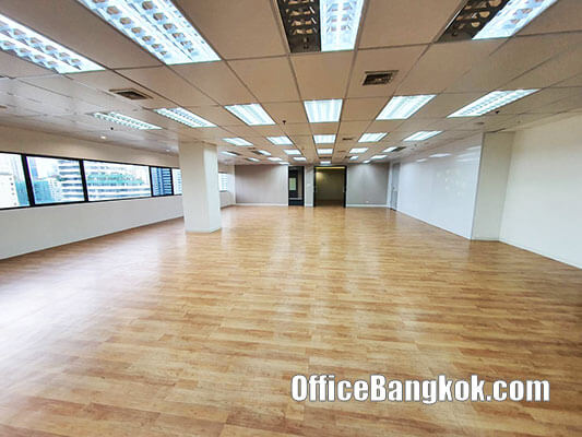 เช่าออฟฟิศตกแต่งแล้่ว พื้นที่ 350 ตรม ใกล้รถไฟฟ้า BTS สถานีอโศก