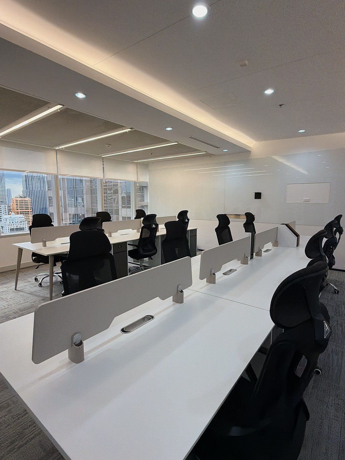 อาคาร All seasons CRC Tower Floor 20 Area 138 SQM เขตปทุมวัน กรุงเทพมหานคร