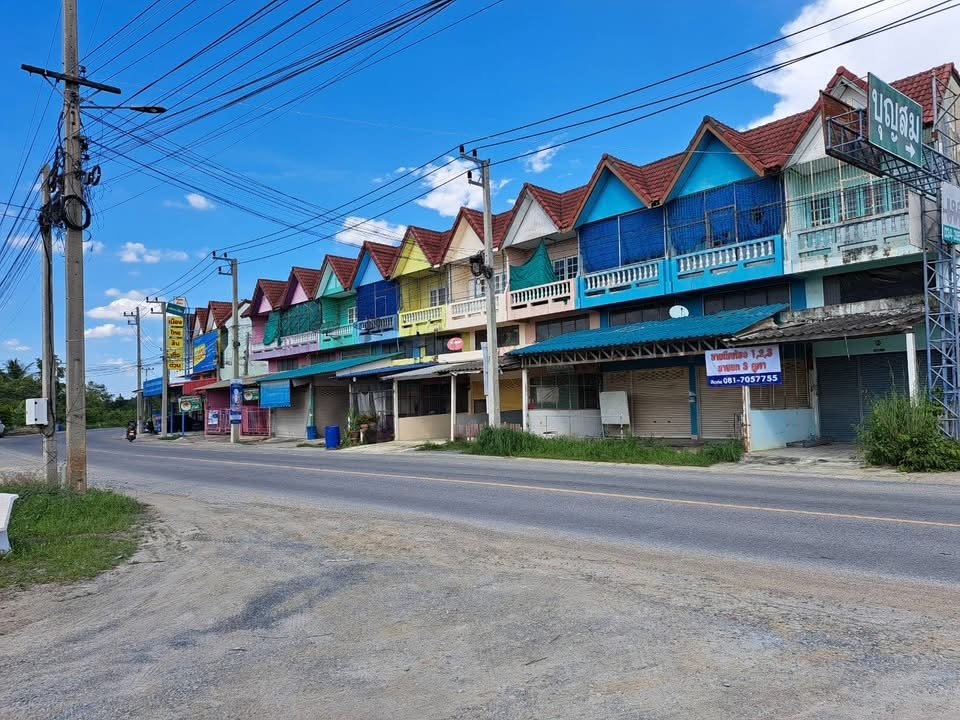 ทาวน์โฮม เขตเมืองนครปฐม นครปฐม — ทางเข้า