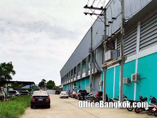 คลังสินค้าให้เช่า/ขาย ถนนสรรพาวุธ 350 ตรม. กรุงเทพ เขตเขตบางนา กรุงเทพมหานคร — ทางเข้า