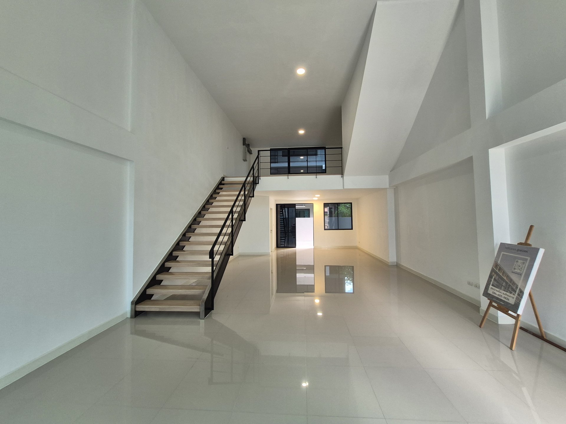 Home Office • เกษตร - นวมินทร์ • 363 ตร.ม • พร้อมใช้งาน ทำเลธุรกิจ เดินทางสะดวก • พื้นที่เยอะสุดในโครงการ เขตบึงกุ่ม กรุงเทพมหานคร — ภายใน