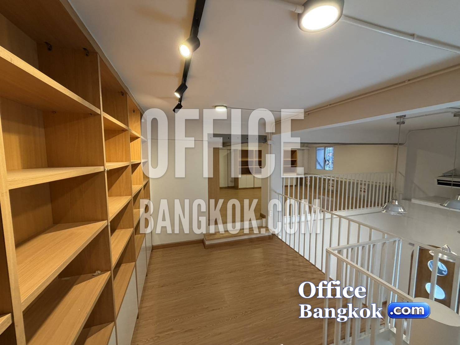 โฮมออฟฟิศให้เช่า ถนนจันทน์16 พื้นที่ 78 ตรม. เขตสาทร กรุงเทพมหานคร — ที่จอดรถ
