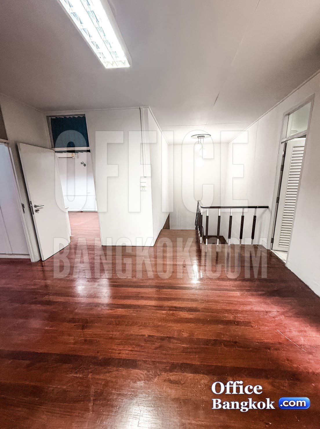 Home office for 🏢 rent in Thonglor, Soi Thonglor 20 | can register a company with a space of 150 sq.m. เขตวัฒนา กรุงเทพมหานคร — Interior