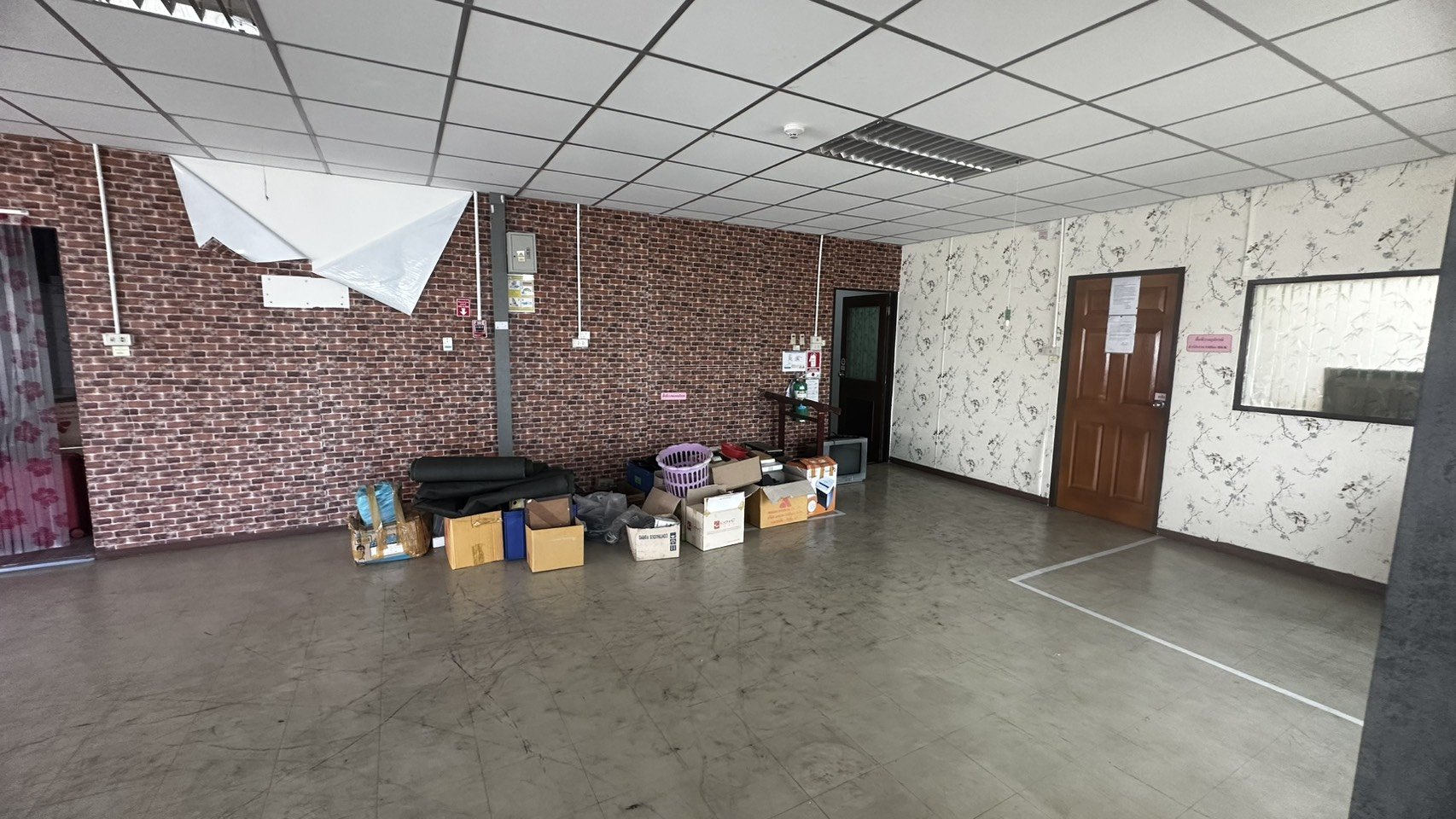 Super cheap warehouse for sale in Factory Land Wang Noi project!! เขตวังน้อย พระนครศรีอยุธยา — Upper floor