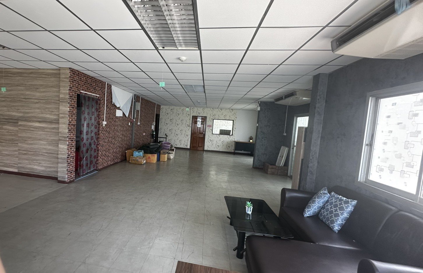Super cheap warehouse for sale in Factory Land Wang Noi project!! เขตวังน้อย พระนครศรีอยุธยา — Kitchen / utility